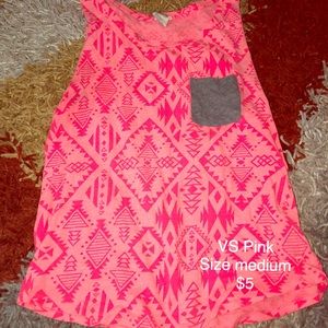 VS pink tank